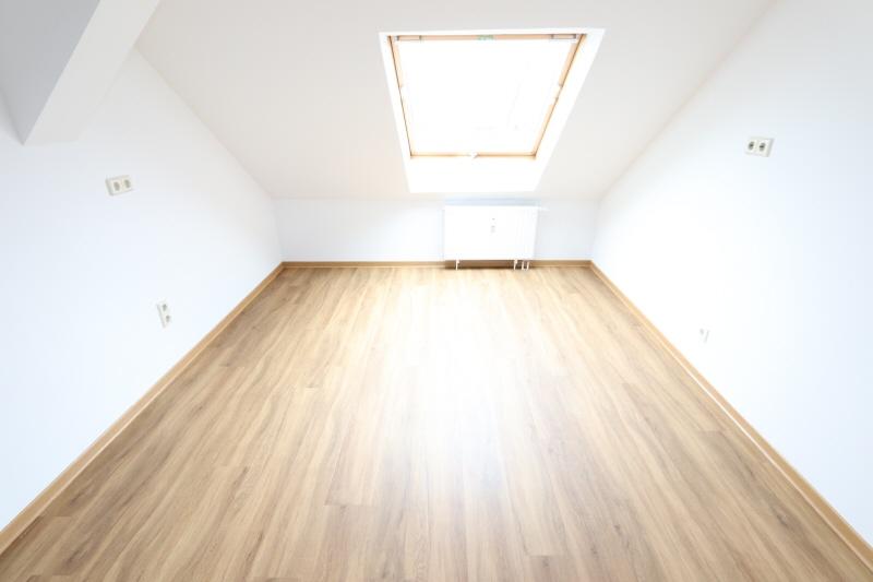 ERSTBEZUG mit RIESEN-BALKON mit SUPERBLICK 4 zimmer