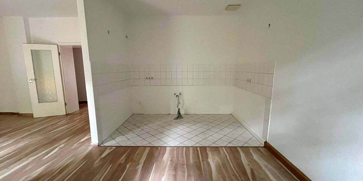 Etagenwohnung Chemnitz Kaßberg - 3 Zimmer, 86 m&sup2;, 520&euro; | Angebot:26834652