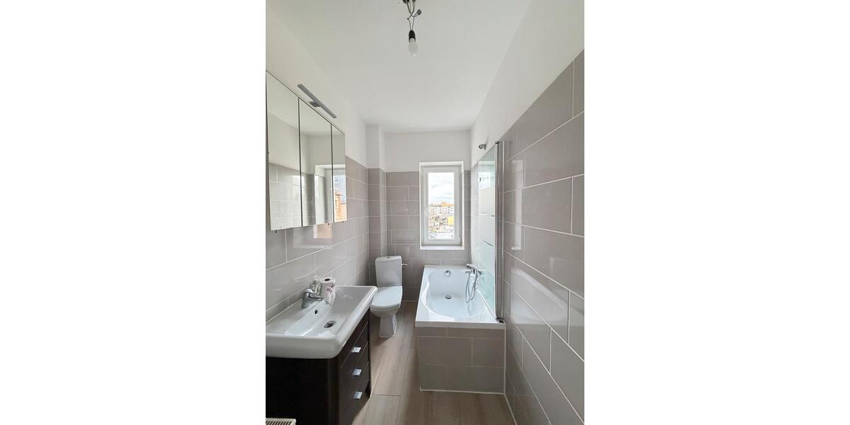 Dachgeschoßwohnung Mittweida - 2 Zimmer, 54 m&sup2;, 425&euro; | Angebot:26217778