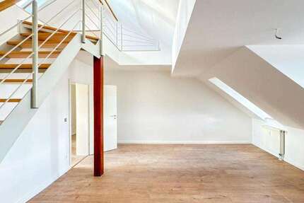 Wohnung Chemnitz Sonnenberg - 4 Zimmer, 116 m&sup2;, 700&euro; | Angebot:25493188