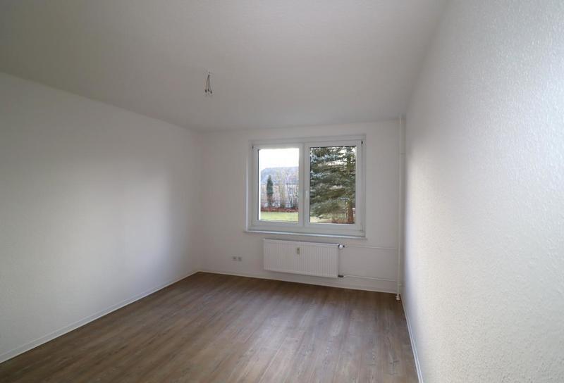 Erdgeschoßwohnung Chemnitz Kapellenberg - 3 Zimmer, 60 m&sup2;, 360&euro; | Angebot:24184925