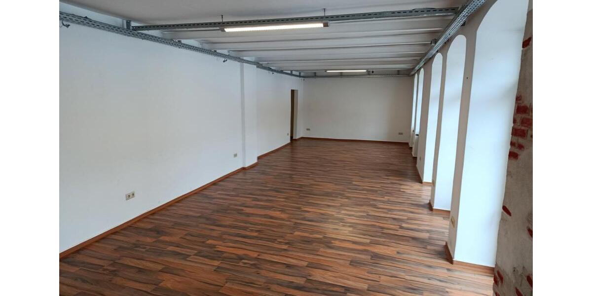 Gewerbeobjekt Chemnitz Adelsberg - 400&euro; | Angebot:26112997