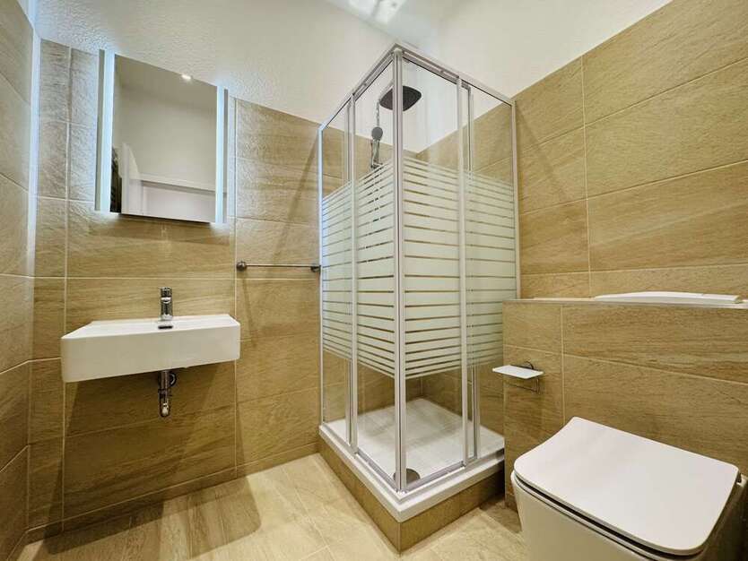 Wohnung zum Mieten in Chemnitz 285 € 31.27 m²