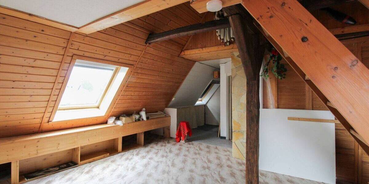 Einfamilienhaus Chemnitz Grüna - 7 Zimmer, 188 m&sup2;, 199.000&euro; | Angebot:26118000