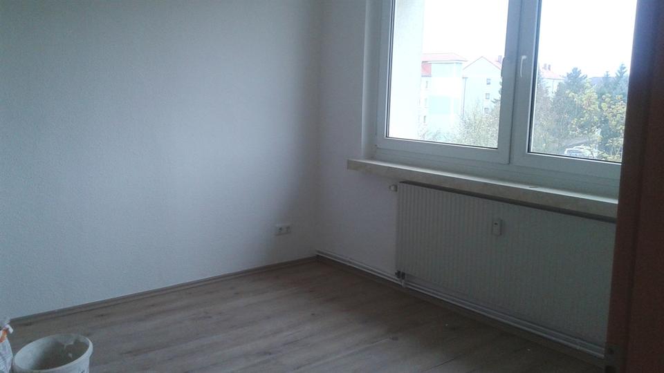 Kleine 2-Raum-Wohnung mit Balkon für Single oder Starter zimmer