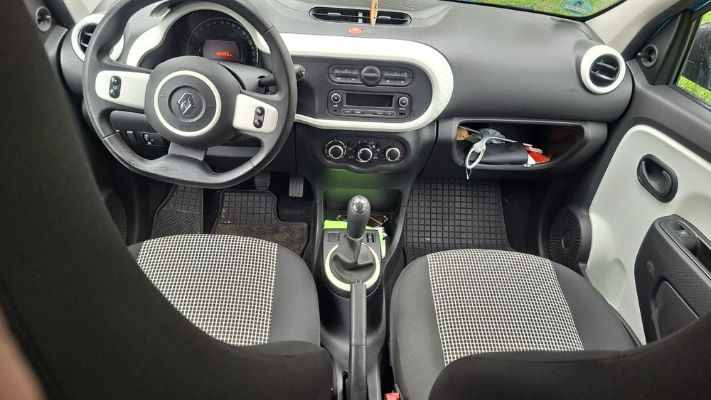 Renault Twingo 1.0 39.000 km 7.999 &euro; Glauchau 08371