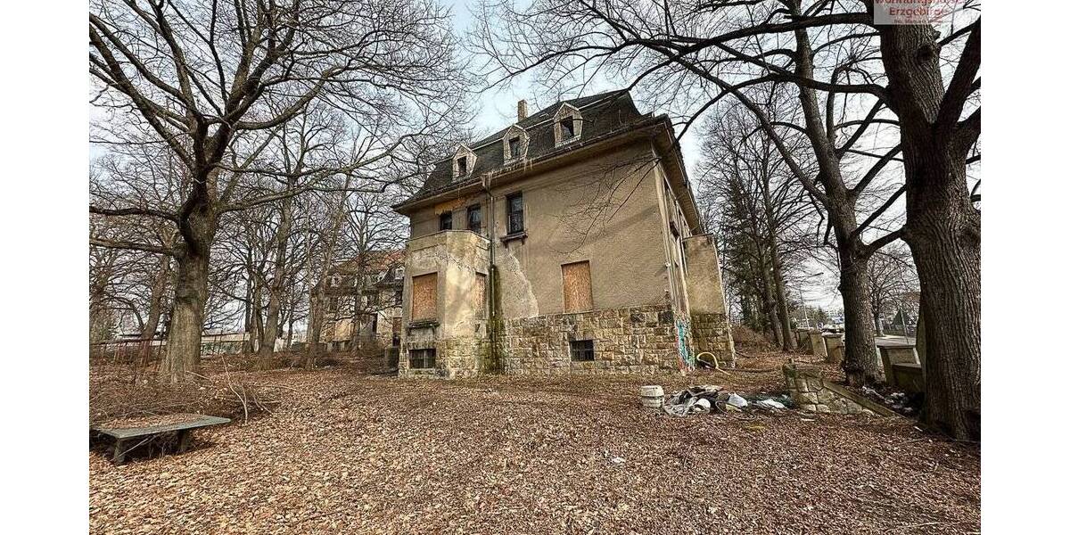 2 Denkmalvillen in Chemnitz: 7.640m² Grundstück, Mischgebiet, Sanierungsobjekt, AfA-Abschreibung 4 zimmer