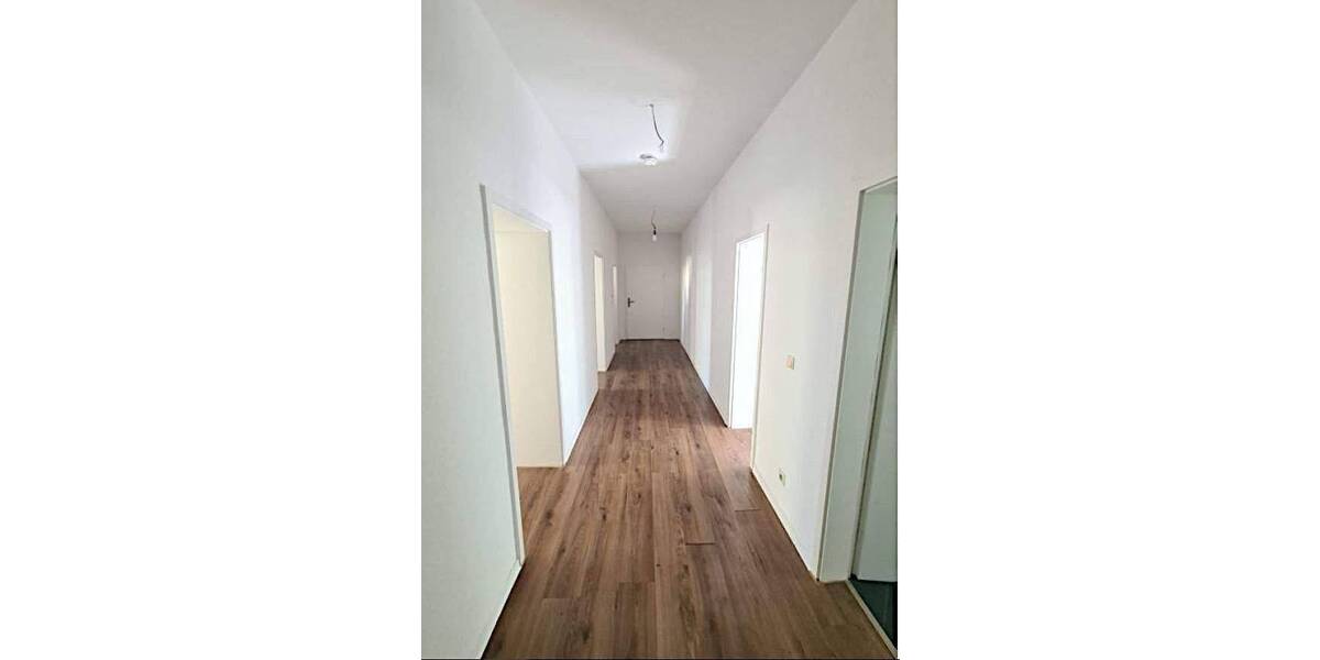 Etagenwohnung Chemnitz Sonnenberg - 5 Zimmer, 134 m&sup2;, 820&euro; | Angebot:26916476