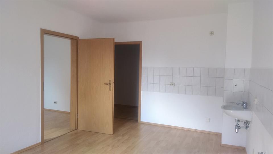 Etagenwohnung Waldheim - 1 Zimmer, 39 m&sup2;, 215&euro; | Angebot:25058160