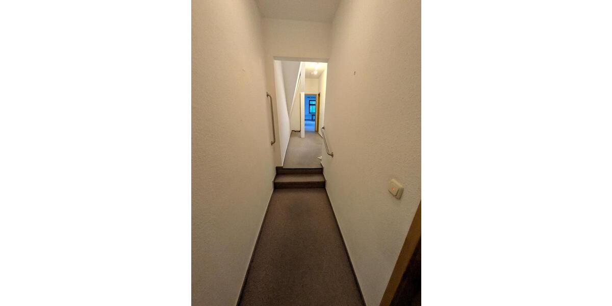 Dachgeschoßwohnung Chemnitz Rabenstein - 5 Zimmer, 142 m&sup2;, 850&euro; | Angebot:25589947