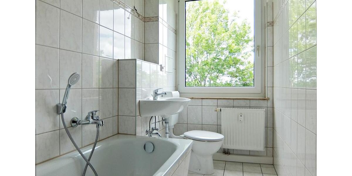 Etagenwohnung Chemnitz Adelsberg - 3 Zimmer, 61 m&sup2;, 300&euro; | Angebot:26263463