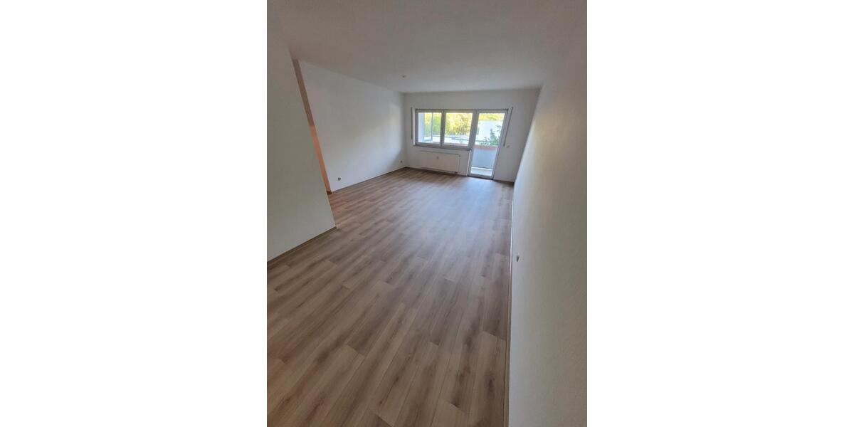 Etagenwohnung Chemnitz Bernsdorf - 3 Zimmer, 78 m&sup2;, 125.000&euro; | Angebot:27096193