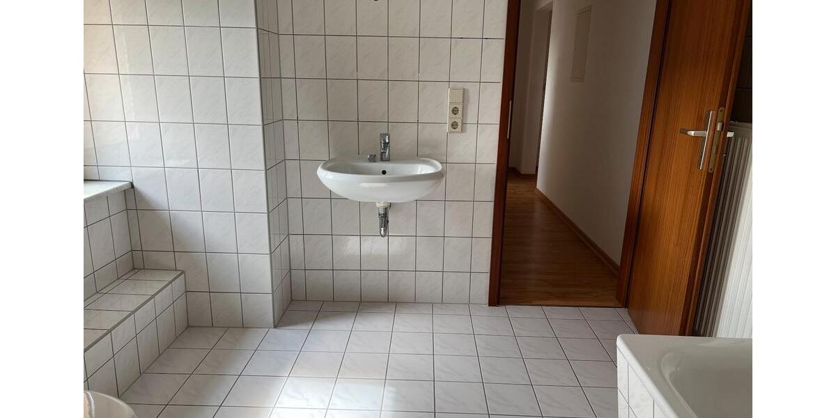 Dachgeschoßwohnung Chemnitz Hilbersdorf - 1 Zimmer, 53 m&sup2;, 260&euro; | Angebot:25976344