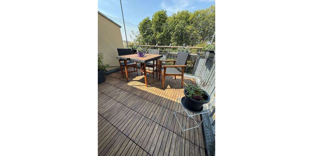 Etagenwohnung Hartmannsdorf b Chemnitz - 5 Zimmer, 96 m&sup2;, 209.000&euro; | Angebot:27121393