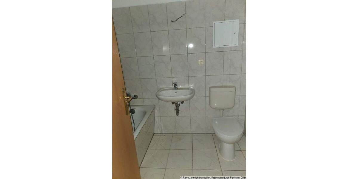 Solides Mehrfamilienhaus mit gepflegter Substanz und stabiler Vermietbarkeit in ruhiger Lage 1 zimmer