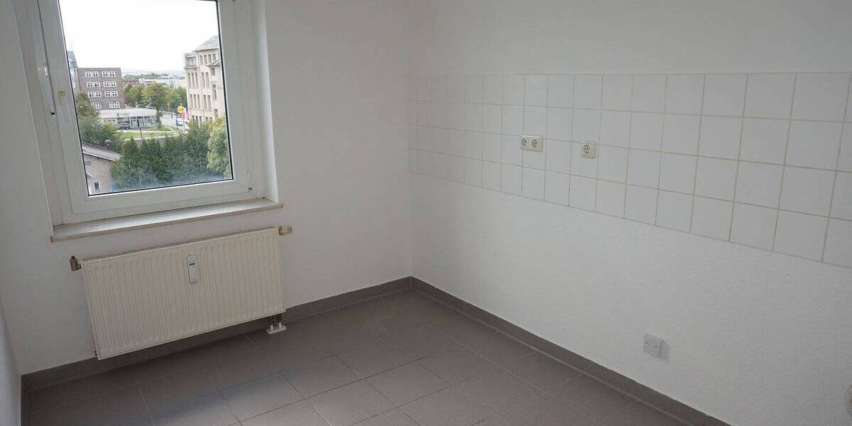 Wohnen im DG city-nah Laminat Balkon am Schlafzi. 2 zimmer