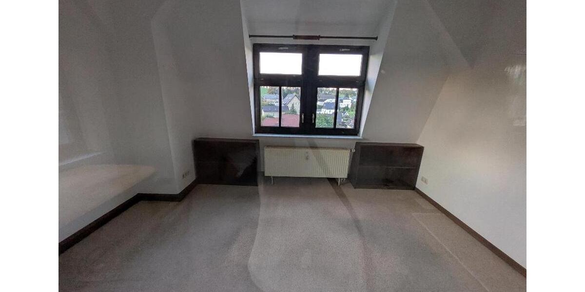 Dachgeschoßwohnung Chemnitz Rabenstein - 5 Zimmer, 142 m&sup2;, 850&euro; | Angebot:25589947