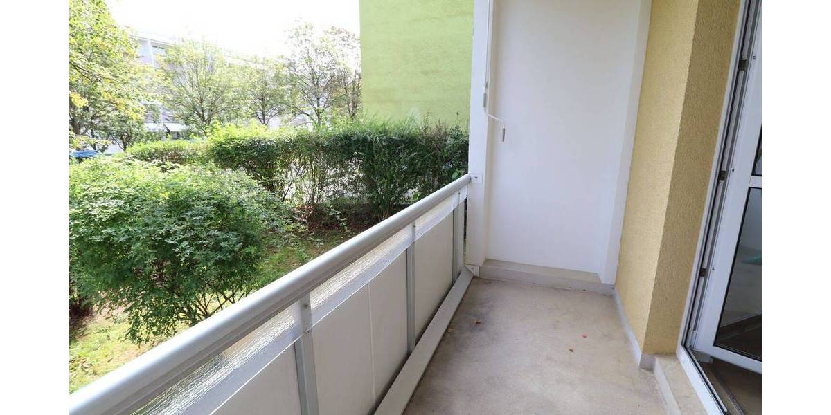 Etagenwohnung Chemnitz Kappel - 2 Zimmer, 53 m&sup2;, 294&euro; | Angebot:26930570