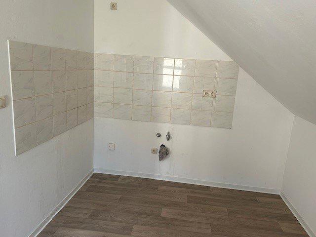 Etagenwohnung Oelsnitz (Erzgebirge) - 2 Zimmer, 42 m&sup2;, 219&euro; | Angebot:26235566