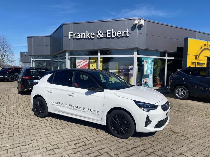 Opel Corsa 9.000 km 23.800 € Reinsdorf 08141