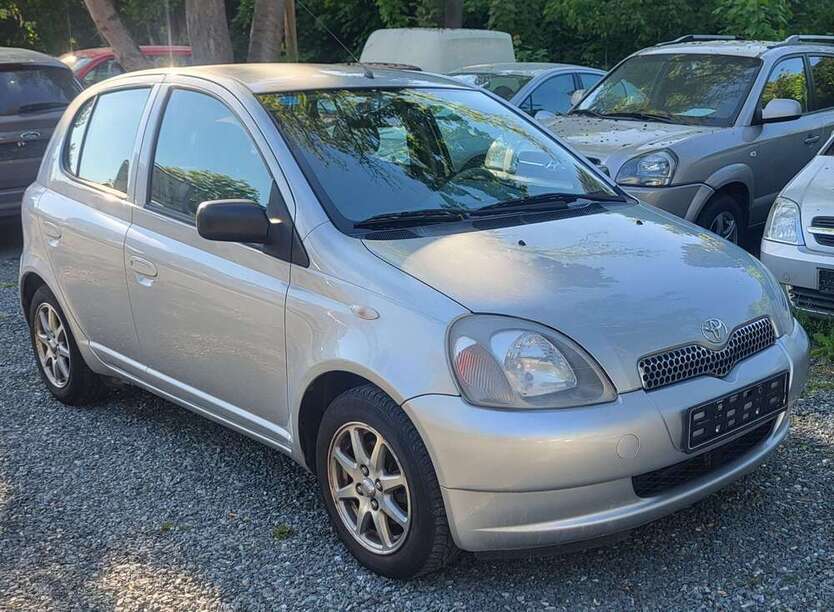 Yaris