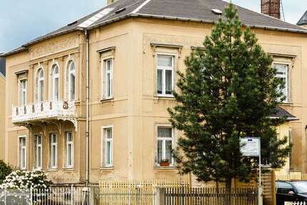 Haus zum Kaufen in Burgstädt 100.000 € 330 m² 11 zimmer