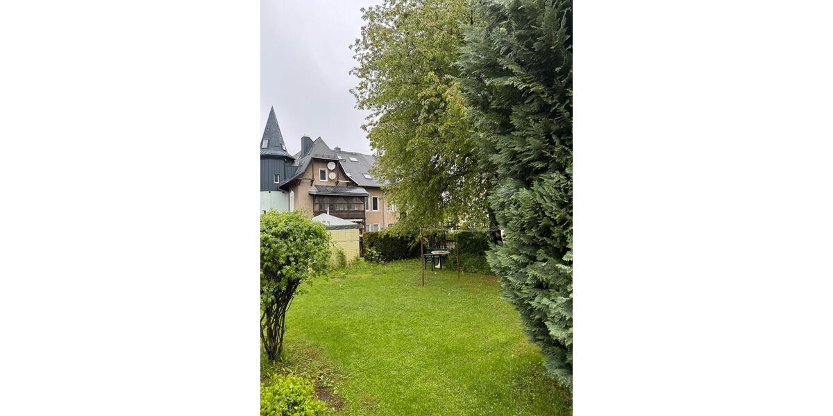 Dachgeschoßwohnung Glauchau - 3 Zimmer, 64 m&sup2;, 450&euro; | Angebot:26479184