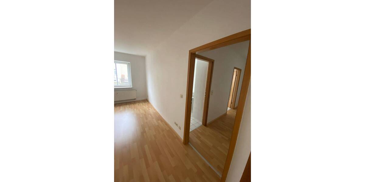 Etagenwohnung Chemnitz Schönau - 2 Zimmer, 49 m&sup2;, 257&euro; | Angebot:25696266