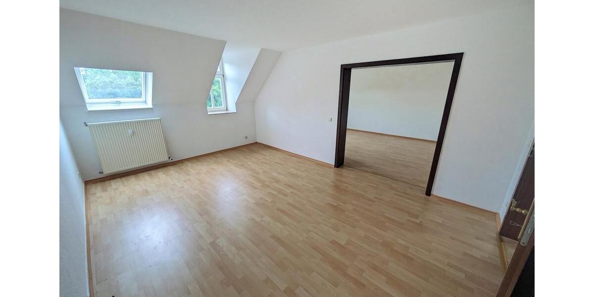 Dachgeschoßwohnung Chemnitz Hilbersdorf - 3 Zimmer, 74 m&sup2;, 350&euro; | Angebot:26321590