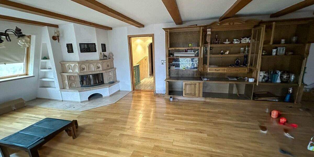 Mehrfamilienhaus, Wohnhaus Burgstädt / Burkersdorf Burgstädt - 6 Zimmer, 262 m&sup2;, 308.000&euro; | Angebot:25688326