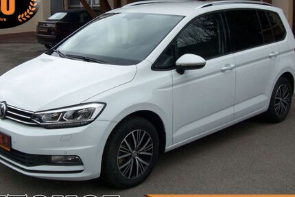 VW Touran 131.000 km 17.999 € Oelsnitz i.E. 09376