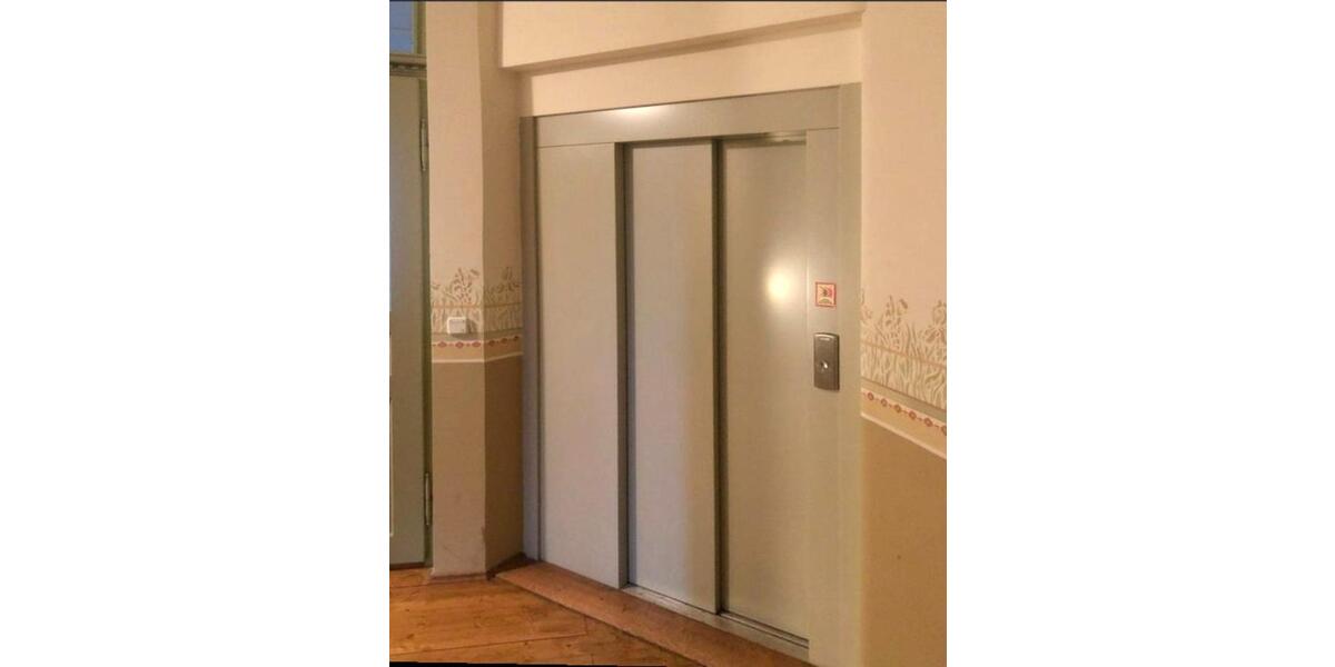 helle Wohnung in Gründerzeithaus 2 zimmer