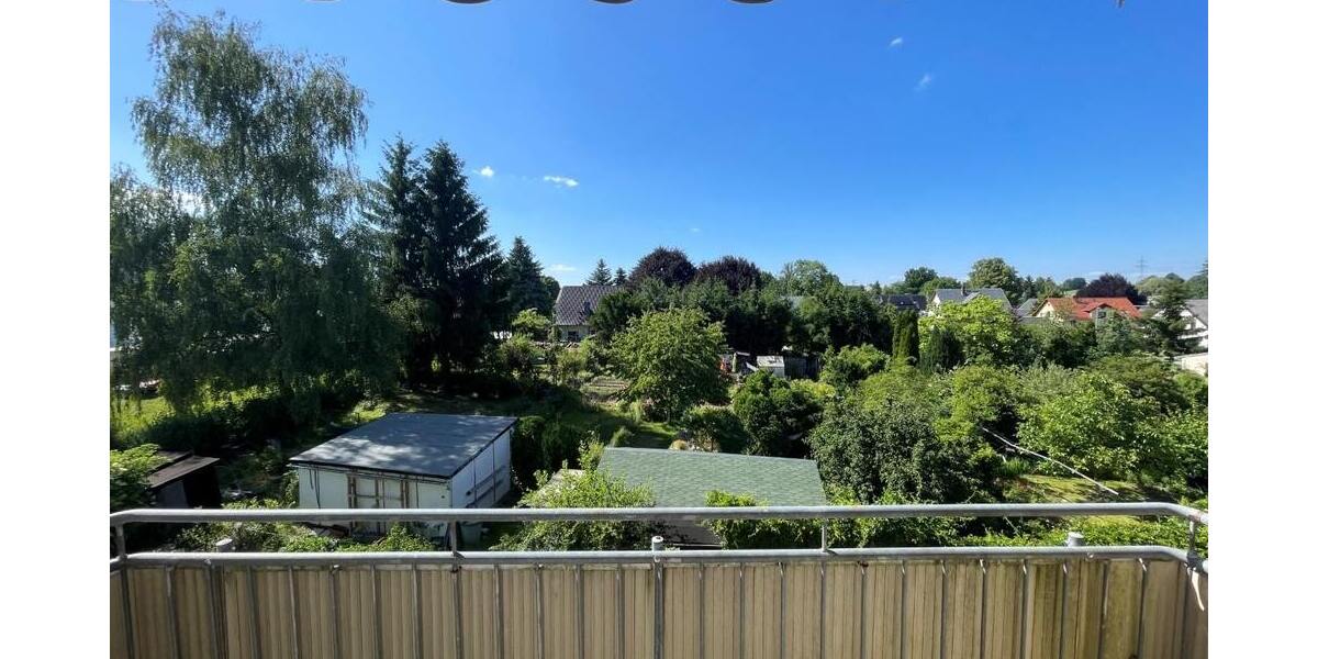 Attraktive Wohnung mit Balkon-Blick ins Grüne und Tiefgaragen-Stellplatz sucht neuen Eigentümer! 3 zimmer