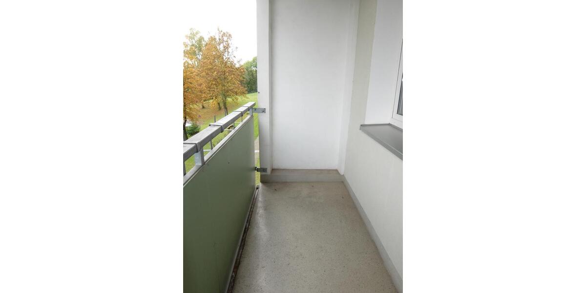 Erdgeschoßwohnung Chemnitz Helbersdorf - 3 Zimmer, 59 m&sup2;, 335&euro; | Angebot:25869667