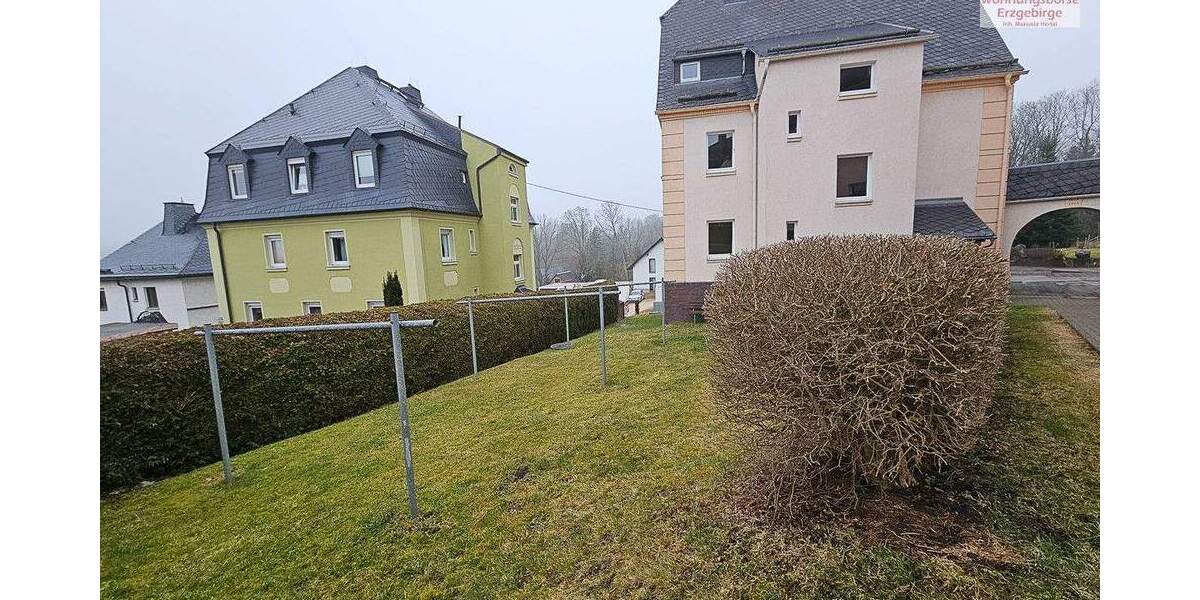 2-Raum-Wohnung in Randlage von Lößnitz im 1. Obergeschoss 2 zimmer