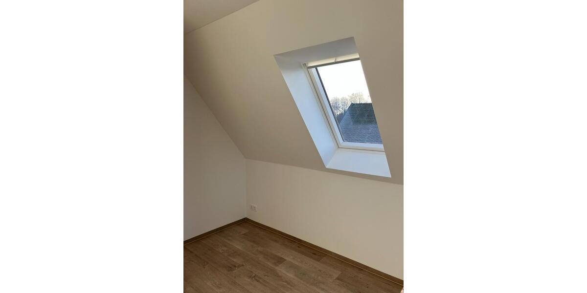 Haus mit großer Garage in Röhrsdorf 4 zimmer