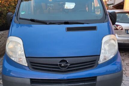 Opel Vivaro 185.000 km 7.000 &euro; Glauchau 08371