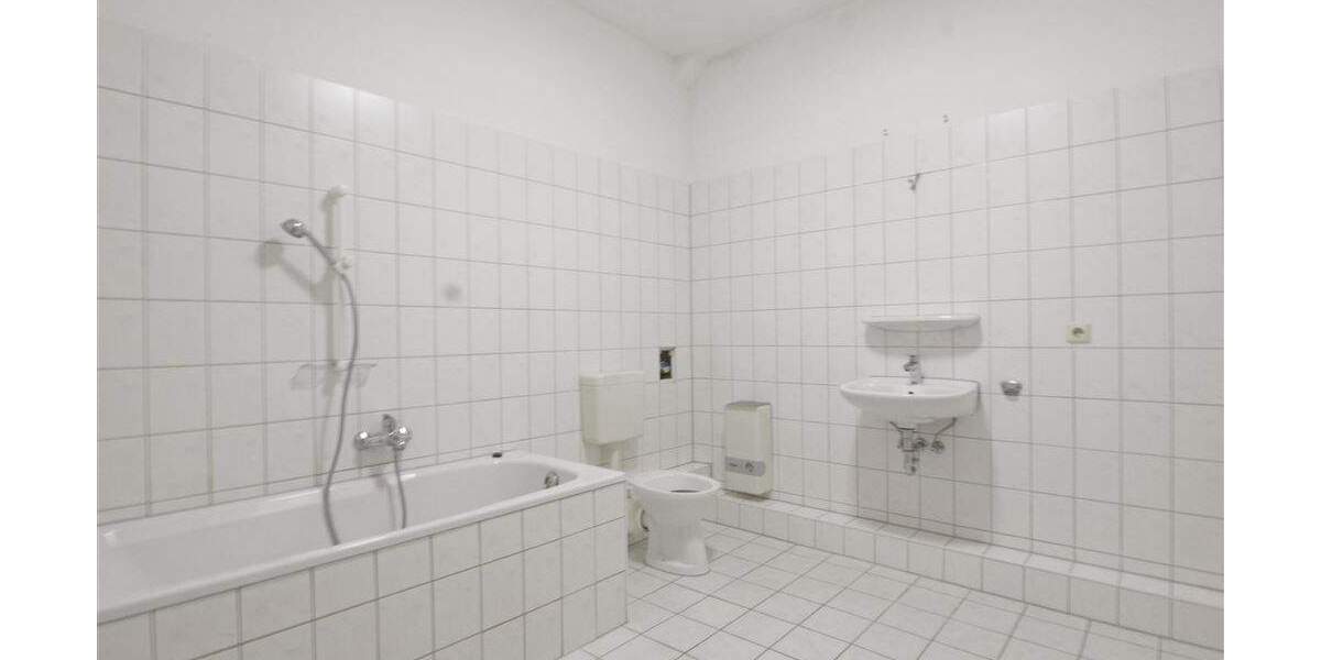 Etagenwohnung Frankenberg - 2 Zimmer, 81 m&sup2;, 65.900&euro; | Angebot:25689474
