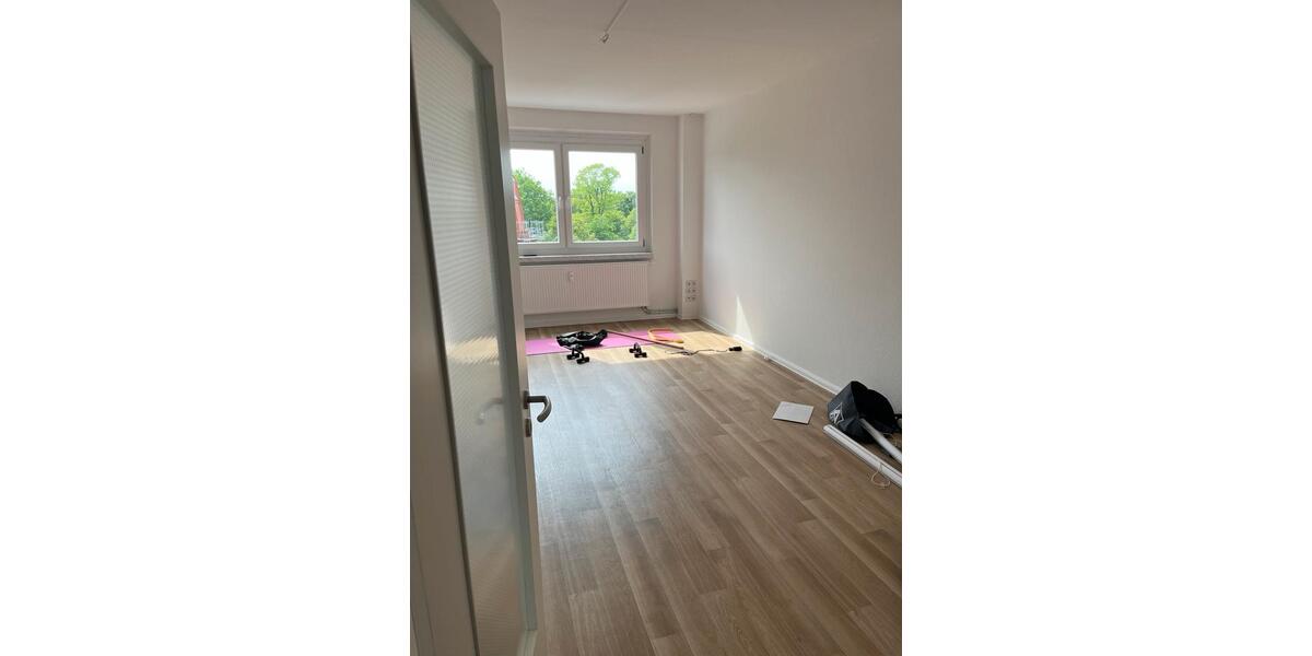 Etagenwohnung Chemnitz Hilbersdorf - 1 Zimmer, 25 m&sup2;, 270&euro; | Angebot:26700046