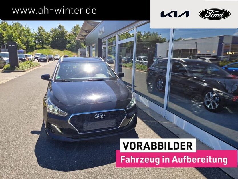 i30