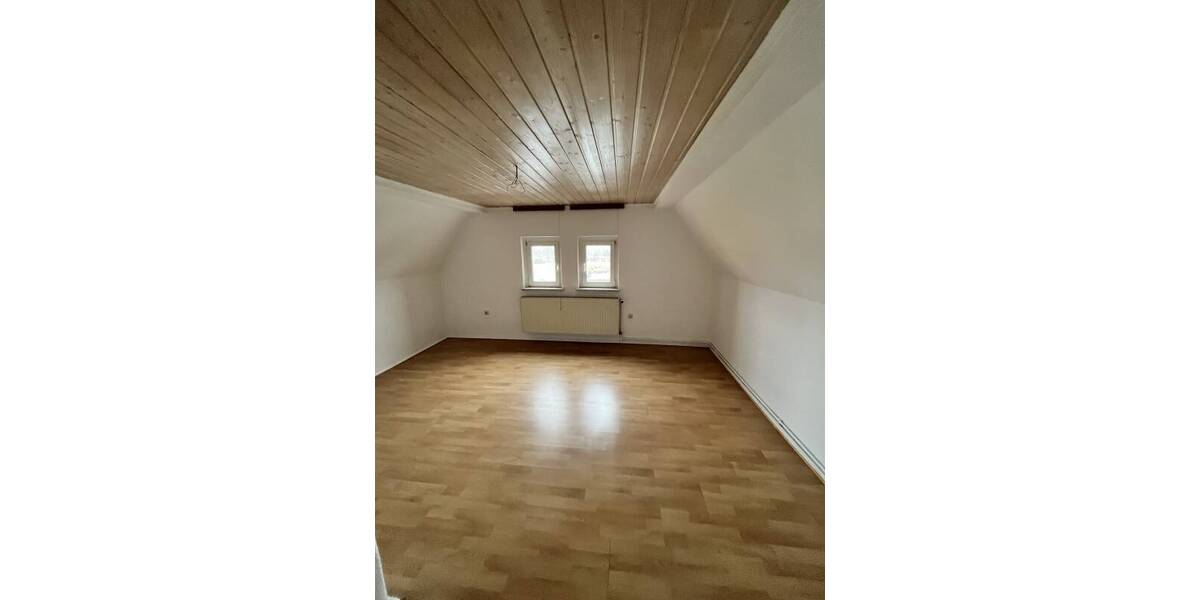 Mehrfamilienhaus, Wohnhaus Mittweida - 6 Zimmer, 190 m&sup2;, 269.000&euro; | Angebot:25909522