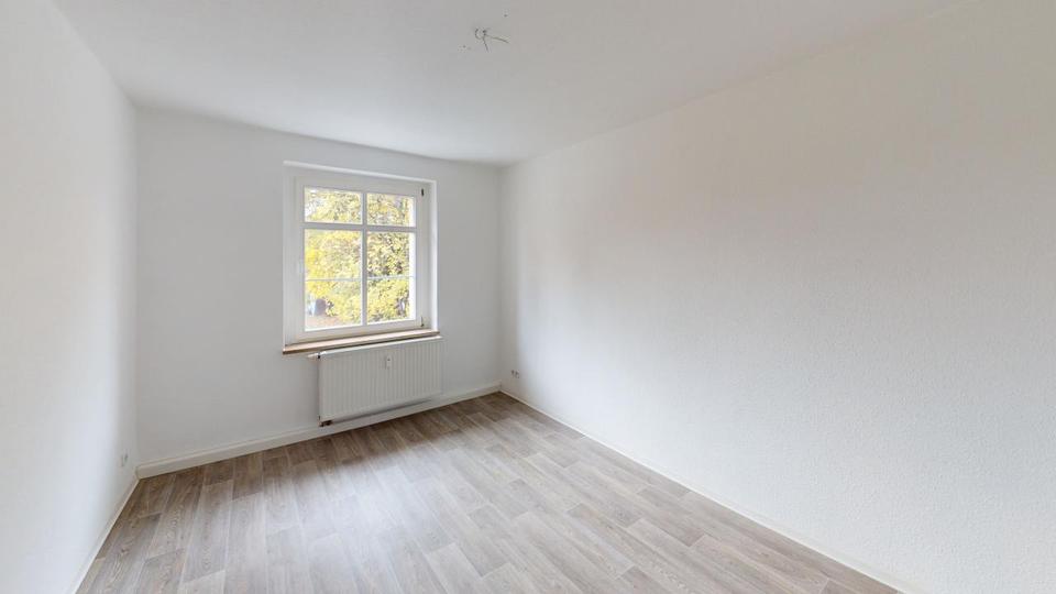 Etagenwohnung Chemnitz Altendorf - 1 Zimmer, 32 m&sup2;, 300&euro; | Angebot:26271603