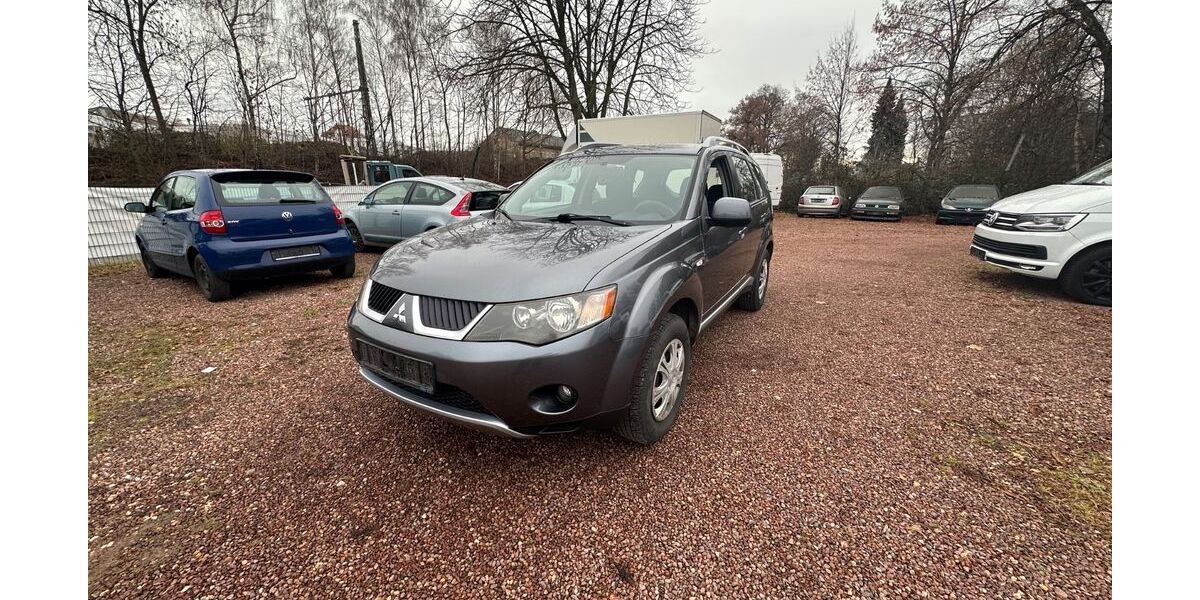 Mitsubishi Outlander 260.000 km 4.900 € Chemnitz 09120