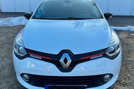 Renault Clio 62.000 km 9.200 &euro; Chemnitz 09126