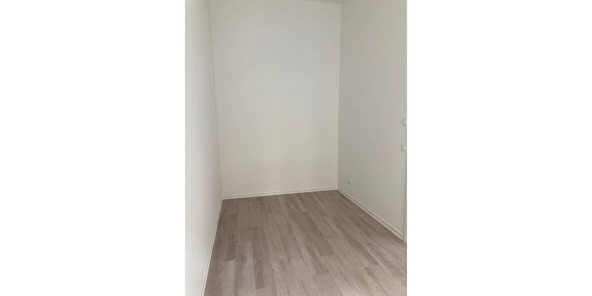 Etagenwohnung Chemnitz Zentrum - 2 Zimmer, 40 m&sup2;, 302&euro; | Angebot:26378170