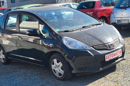 Honda Jazz 159.000 km 5.600 &euro; Chemnitz 09114