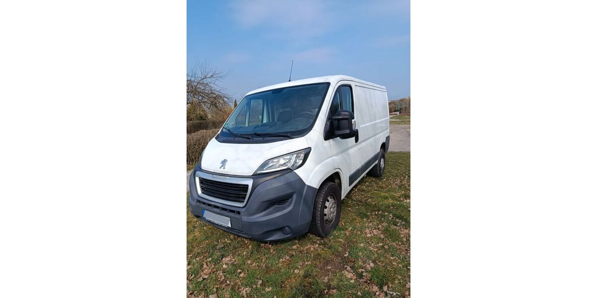 Peugeot Boxer 163.500 km 10.900 &euro; Penig 09322