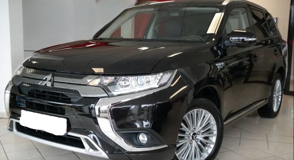 Plug-in Hybrid Outlander