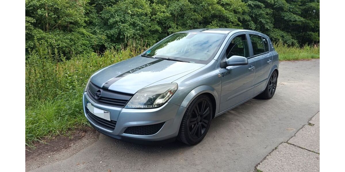Opel Astra 136.600 km 3.700 &euro; Chemnitz 09123