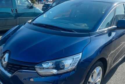 Renault Scenic 92.000 km 9.399 &euro; Chemnitz 09127